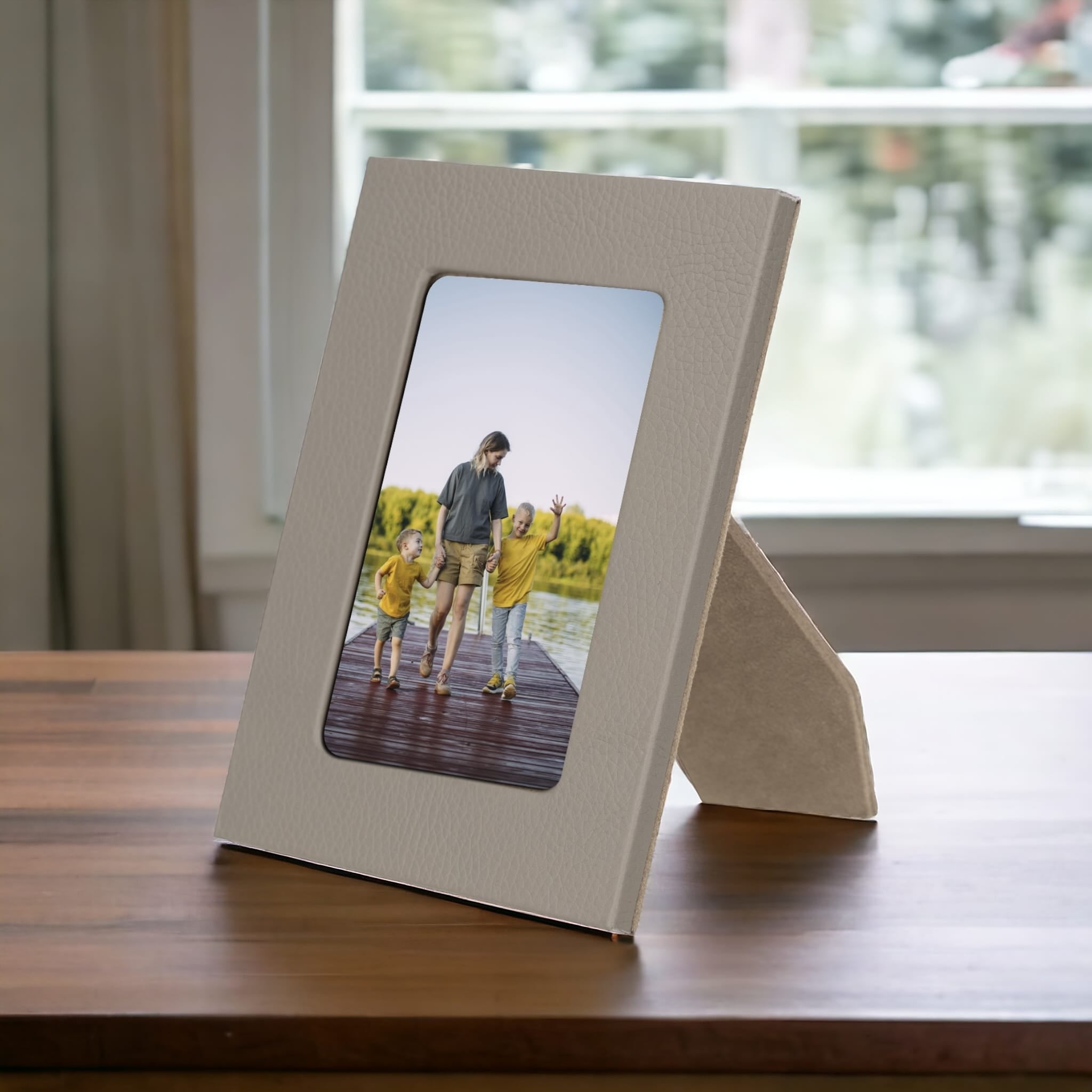 Hakiki Deri, El Yapımı Fotoğraf Çerçevesi, 22x17cm (15x10 foto) Vizon