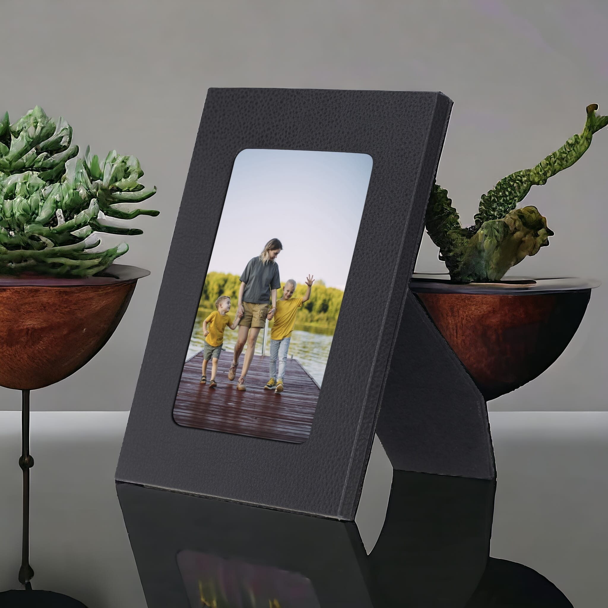 Hakiki Deri, El Yapımı Fotoğraf Çerçevesi, 22x17cm (15x10 foto) Siyah