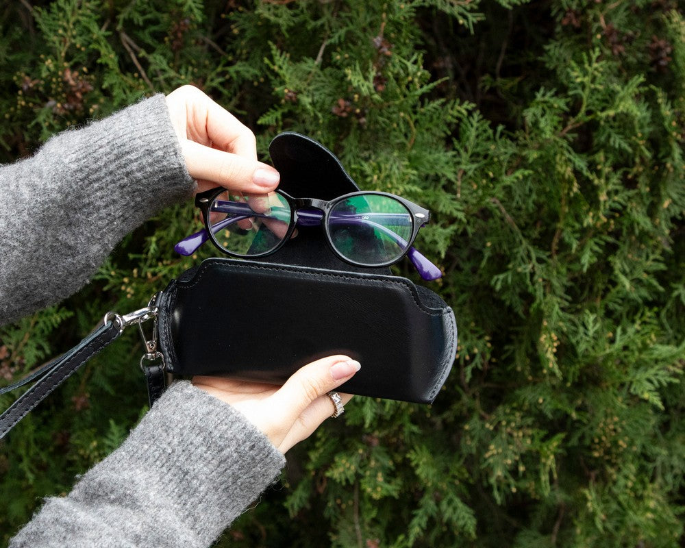 Riviera Hakiki Deri, El Yapımı, Askılı Gözlük Kılıfı, Rustik Siyah