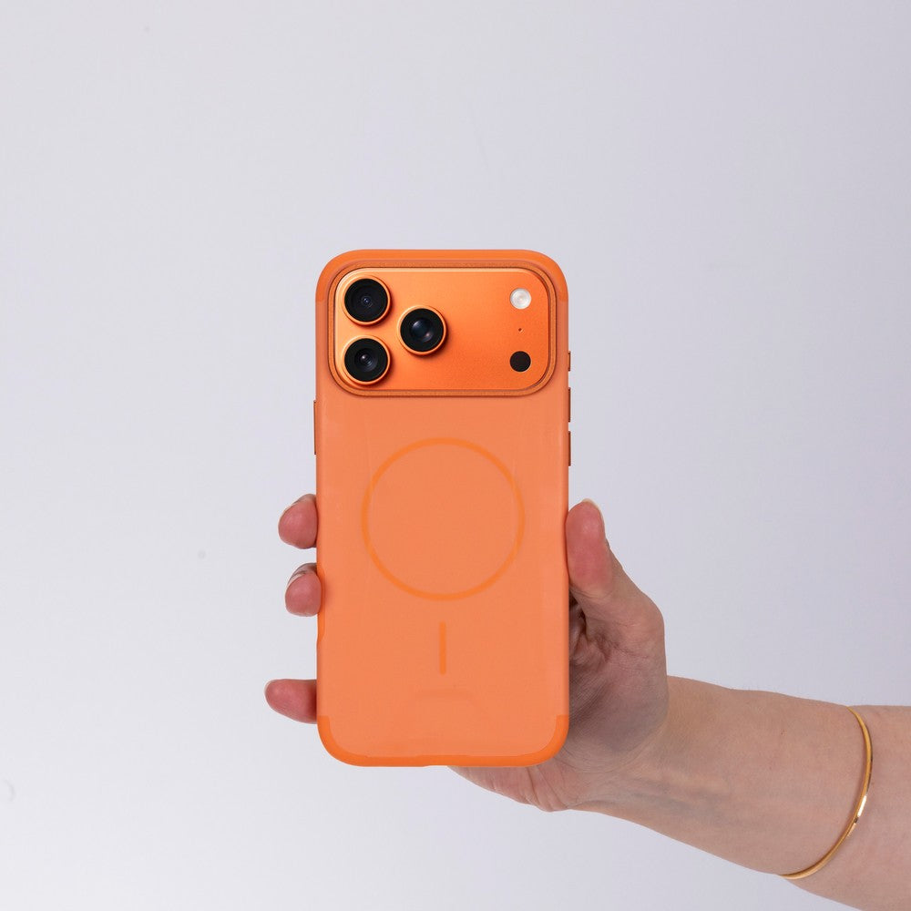 Koen iPhone 17 Pro Max Uyumlu MagSafe Kılıf – Kablosuz Şarj Destekli, Köşe Koruma Darbe Emici, Şeffaf Mat Premium Telefon Kılıfı, Orange